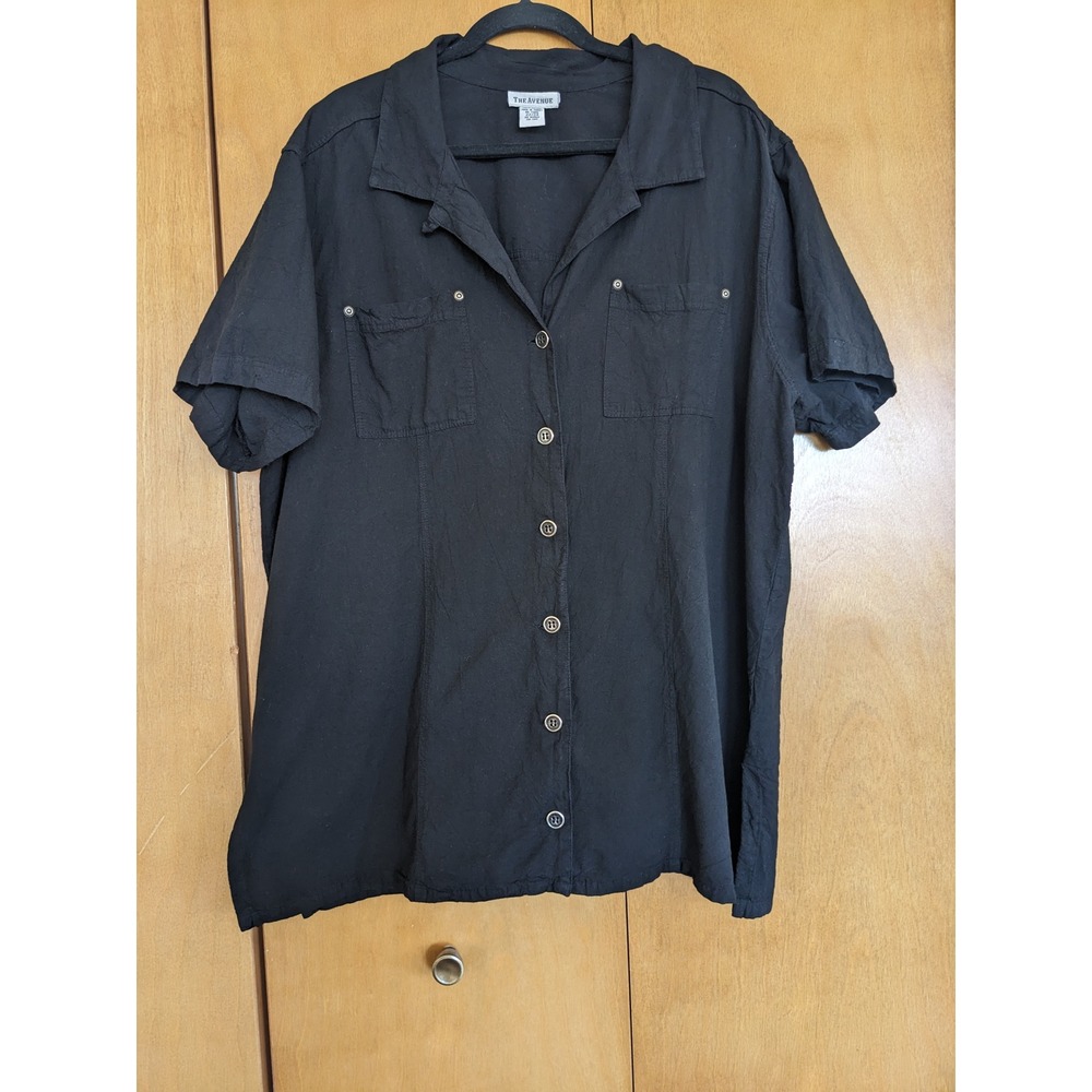 The Avenue Womens Plus Size 22 24 Black Cotton Button Down Short Sleeve Shirt